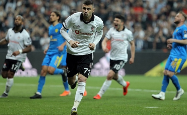 Beşiktaş, şampiyonluk için yılmadı