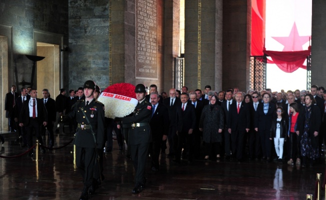 Devlet erkanından Anıtkabir ziyareti