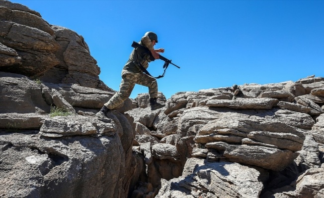 Diyarbakır'da 3 PKK'lı terörist etkisiz hale getirildi