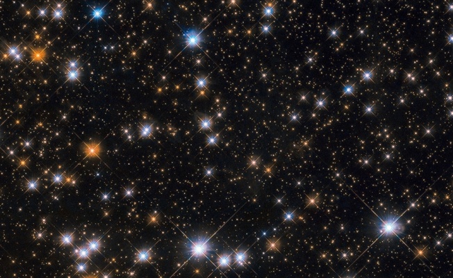 Hubble Teleskobu 'Yaban Ördeği Yıldız Kümesi'ni fotoğrafladı