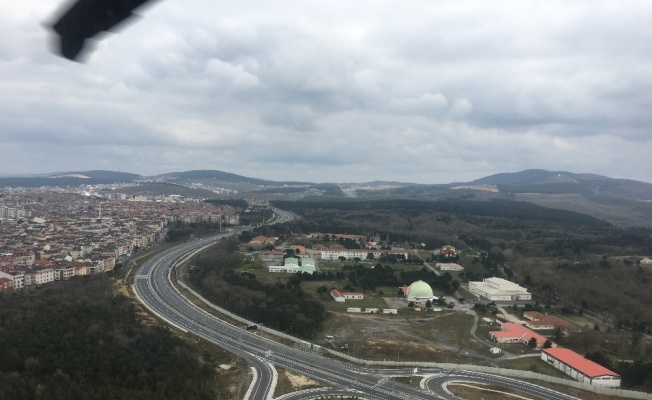 İstanbul jandarmasından helikopter destekli trafik denetimi