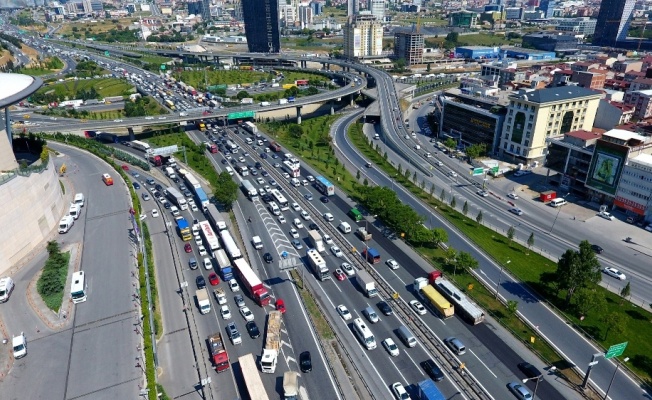İstanbul’da yarın bazı yollar trafiğe kapatılacak 