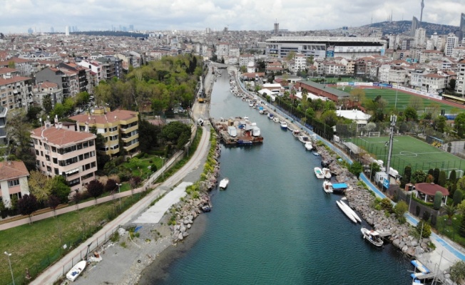 Kurbağalıdere mavi rengine kavuştu