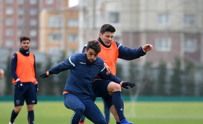 Lider Başakşehir, Konyaspor mesaisine devam ediyor