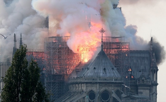 Notre Dame Katedrali dijital kopyasıyla yeniden hayat bulabilir