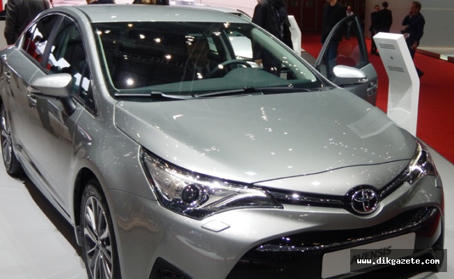 Toyota’nın efsane modelleri yeni yüzleriyle Cenevre fuarında