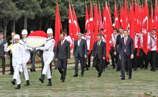 Bakan Kasapoğlu Anıtkabir’de