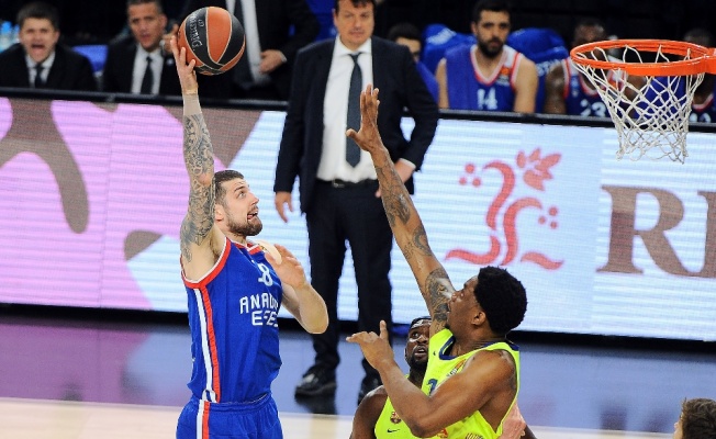 Barcelona Lassa’yı deviren Anadolu Efes Final Four’da