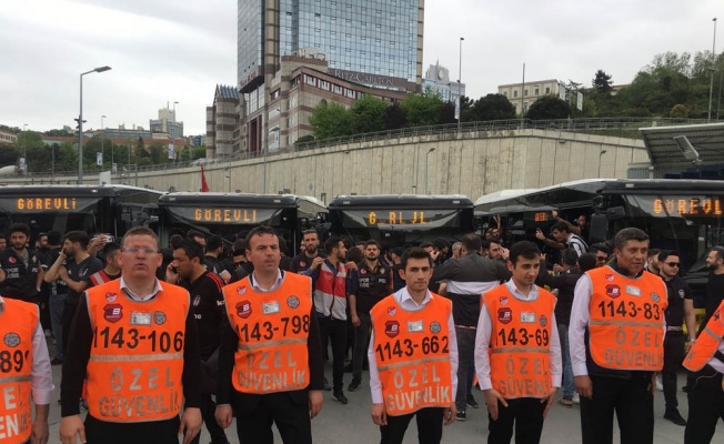 Beşiktaş taraftarı Galatasaray derbisi için yola çıktı