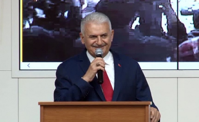 Binali Yıldırım engelli seçmen ve aileleriyle buluştu