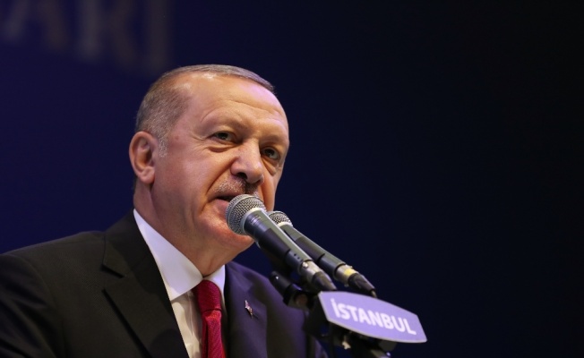 Cumhurbaşkanı Erdoğan sahilde iftar saatini bekleyen vatandaşlarla buluştu