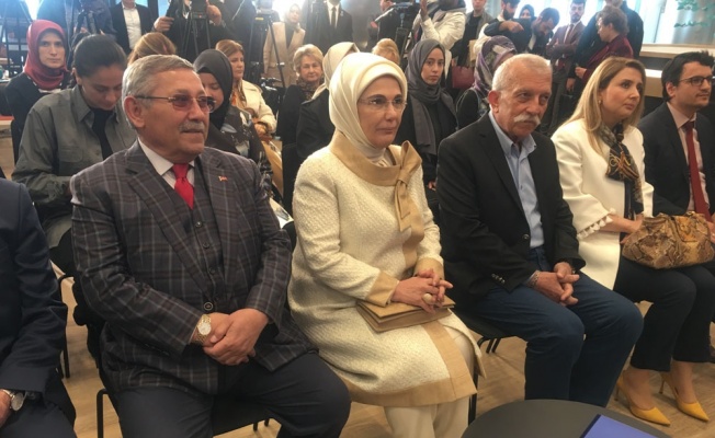 Emine Erdoğan, Çamlıca Camisi’nde sergi açılışını yaptı