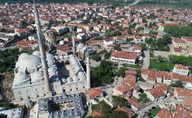 Fatih'in izini taşıyan iki mirasa yeniden hayat verildi