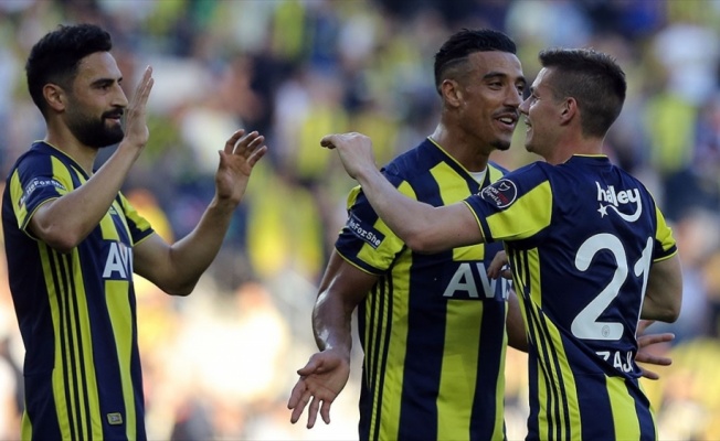 Fenerbahçe sezonu 6. sırada bitirdi
