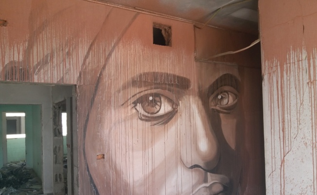 Grafiti sanatçısı Gazzeli gençlere umut oluyor