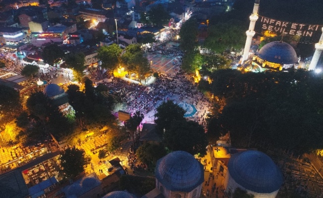 Kadir gecesi tüm yurtta idrak ediliyor