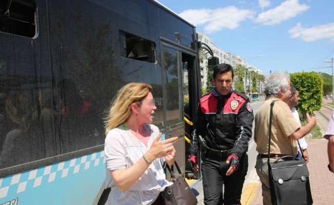 Otobüste ’Türklüğe hakaret’ iddiası ortalığı karıştırdı