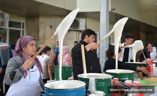 Özbeklerin Ramazan tatlısı 'Nişalda'