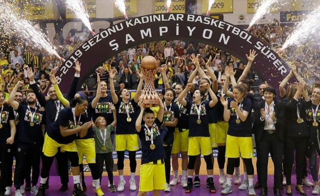 Potada şampiyon Fenerbahçe