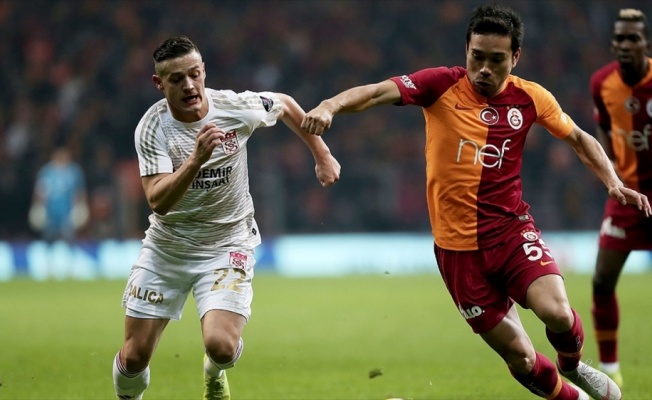 Şampiyon Galatasaray sezonu Sivas'ta kapatıyor