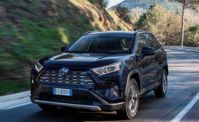 Yeni RAV4'e Euro NCAP'ten 5 yıldız