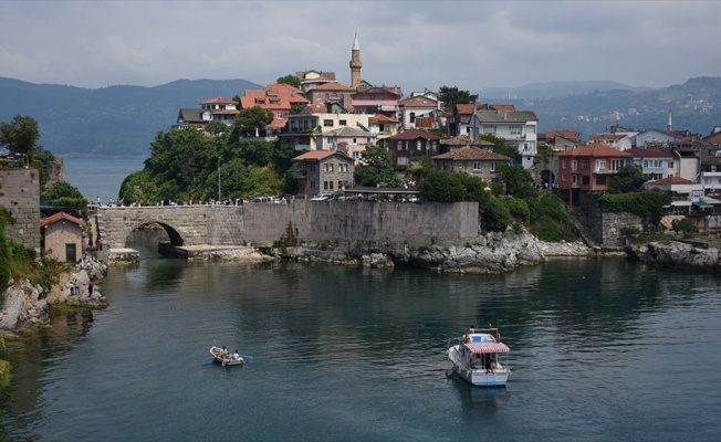 Amasra 'çifte bayram' yaptı