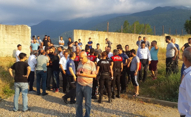 Amatör küme maçı karıştı, hakemleri polis çıkardı