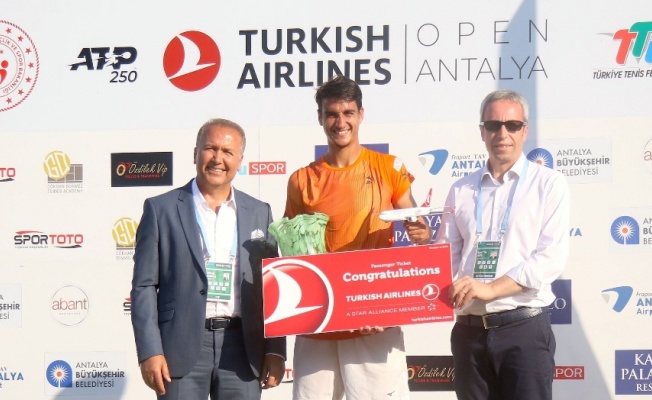 Antalya Open’da şampiyon Lorenzo Sonego