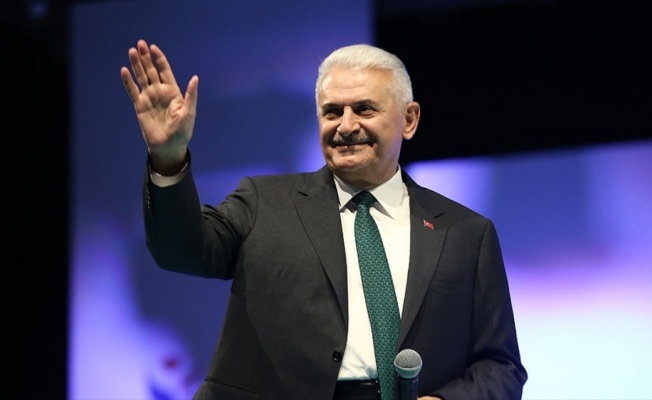 Binali Yıldırım rakiplerinin bayramını tebrik etti