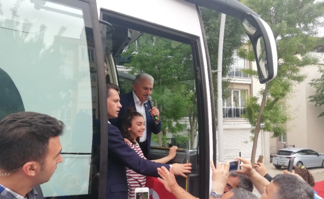 Binali Yıldırım’a Beylikdüzü ve Büyükçekmece’de büyük ilgi