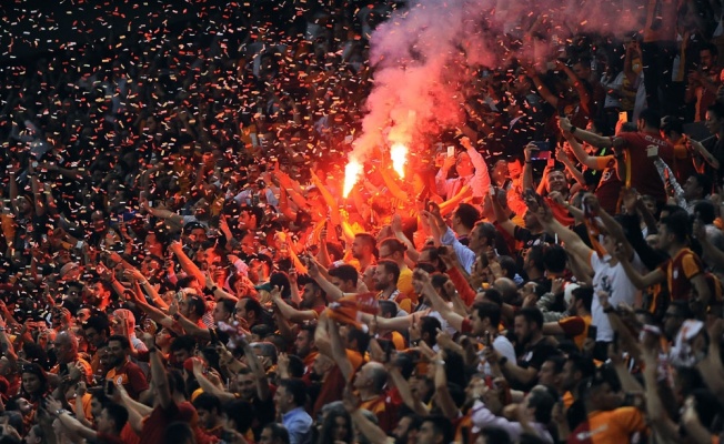 Galatasaray taraftarlarından kombine yenilemeye yoğun ilgi