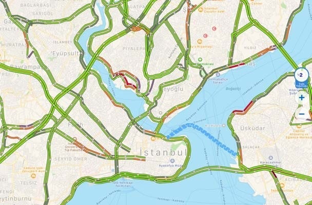 İstanbul’da yollar bayram etti