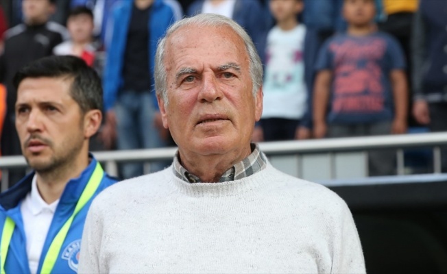 Mustafa Denizli İran'ın Traktör Sazi takımıyla anlaştı