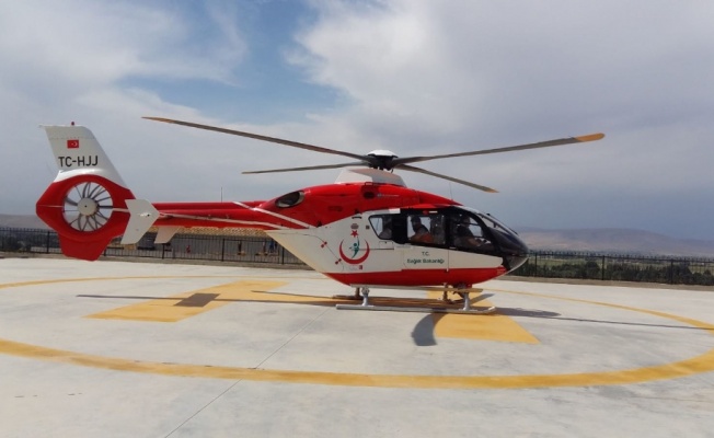 Yaralı işçi helikopter ambulansla hastaneye yetiştirildi