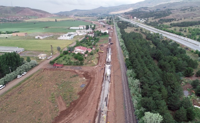 Yüksek Hızlı Tren Projesinde gece gündüz mesai