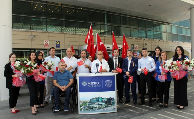 “15 Temmuz&#039;da yeğenim dizlerimde şehit oldu“