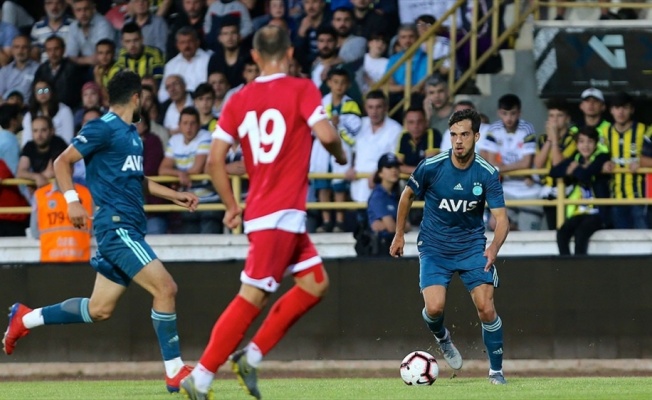 Fenerbahçe, hazırlıkta Boluspor'u 2-0'la geçti