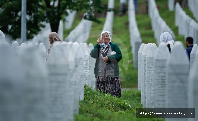 Srebrenitsa soykırımın 24. yılı