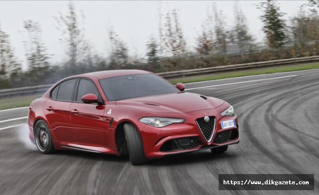 Alfa Romeo Giulia performans ödülü aldı