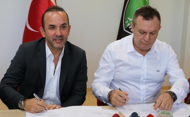 Denizlispor'da Mehmet Özdilek dönemi resmen başladı