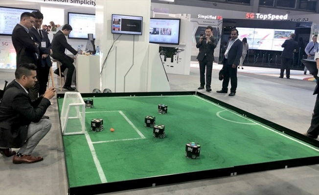 Dünya şampiyonu robot futbolculara Zürih'te yoğun ilgi