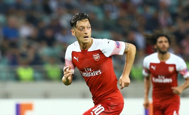 Mesut Özil: Kontratım bitene kadar buradayım