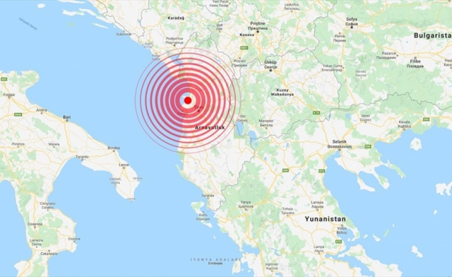 Arnavutluk'ta 6,4 büyüklüğünde deprem