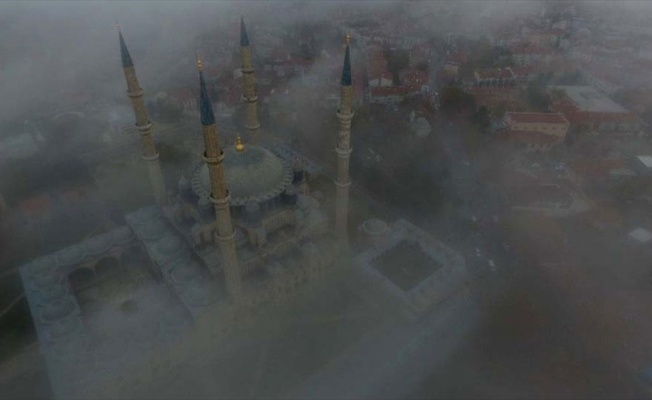 Edirne'de sis etkili oldu