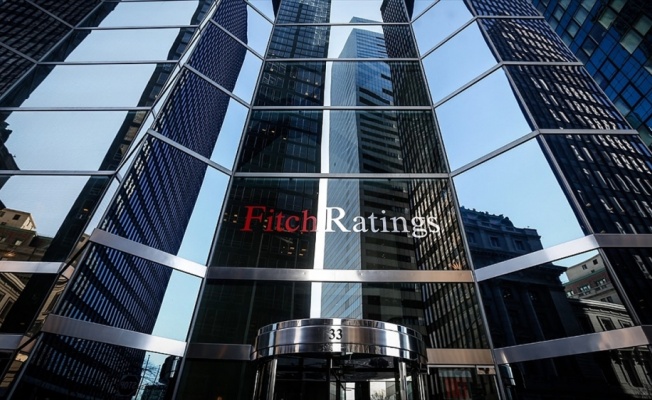 Fitch Türk bankalarının görünümünü yükseltti