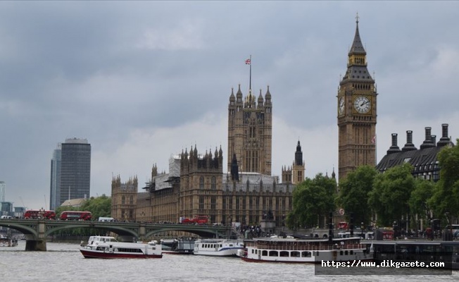 Londra'daki bıçaklı saldırganın kimliği açıklandı