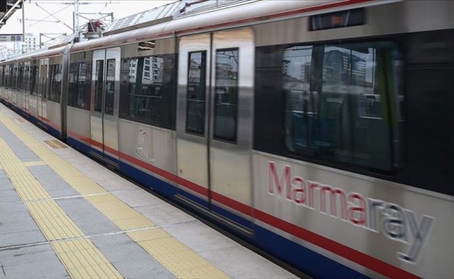 Ulaştırma ve Altyapı Bakanı Turhan: Marmaray'dan günde ortalama 365 bin yolcu faydalanıyor