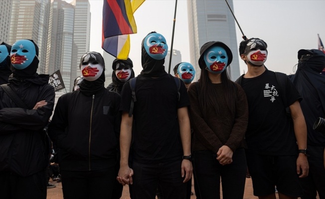 Hong Kong'da protestocular Uygur Türklerine destek için toplandı 