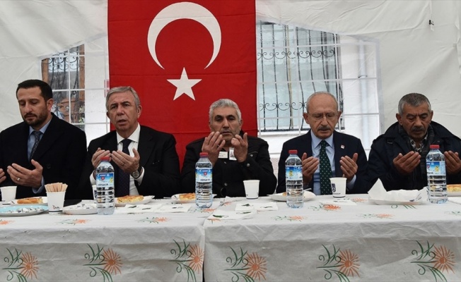 Kılıçdaroğlu'ndan şehit Yıldırım'ın ailesine taziye ziyareti