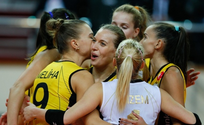 VakıfBank Kadın Voleybol Takımı bronz madalya kazandı